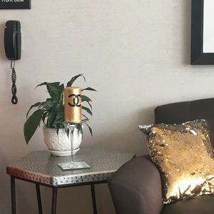 Meet your Posher, Corlessa